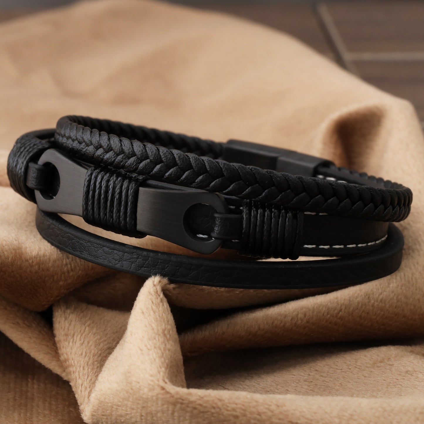 Elegant Bear - Premium Leather Bracelet with Magnetic Clasp - L1216