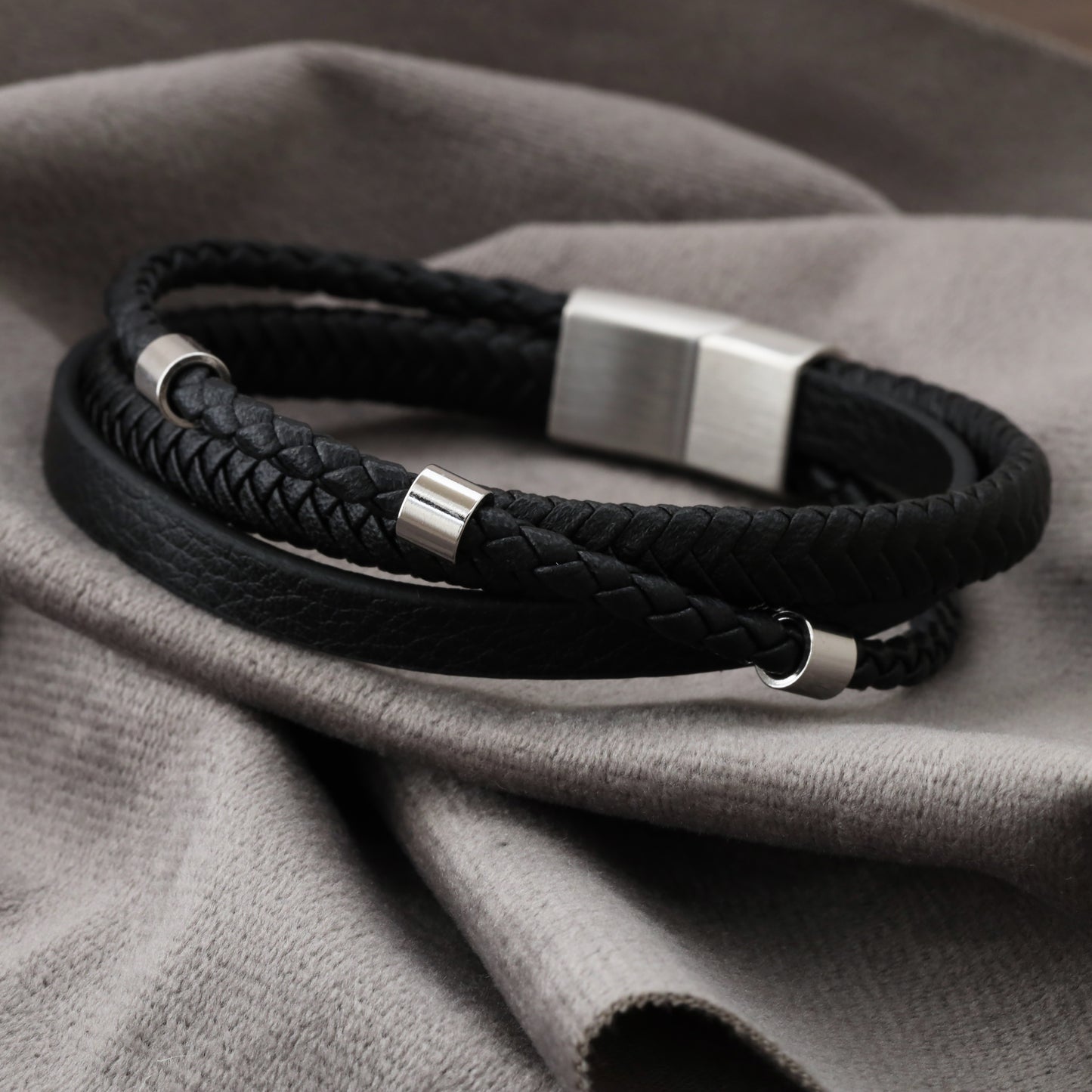 Simple Design 3 Dots Black Genuine Leather Silver Stainless Steel L1261