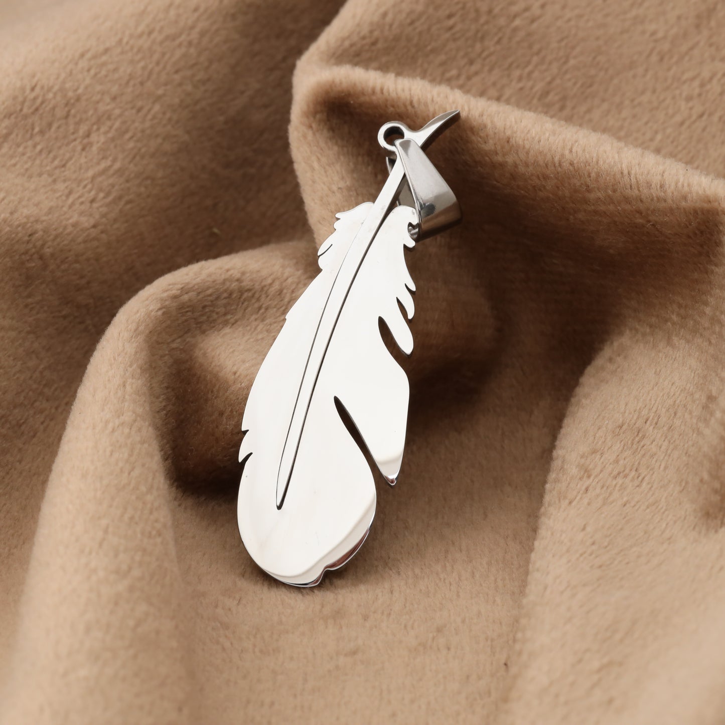 Silver Feather Pendant S206