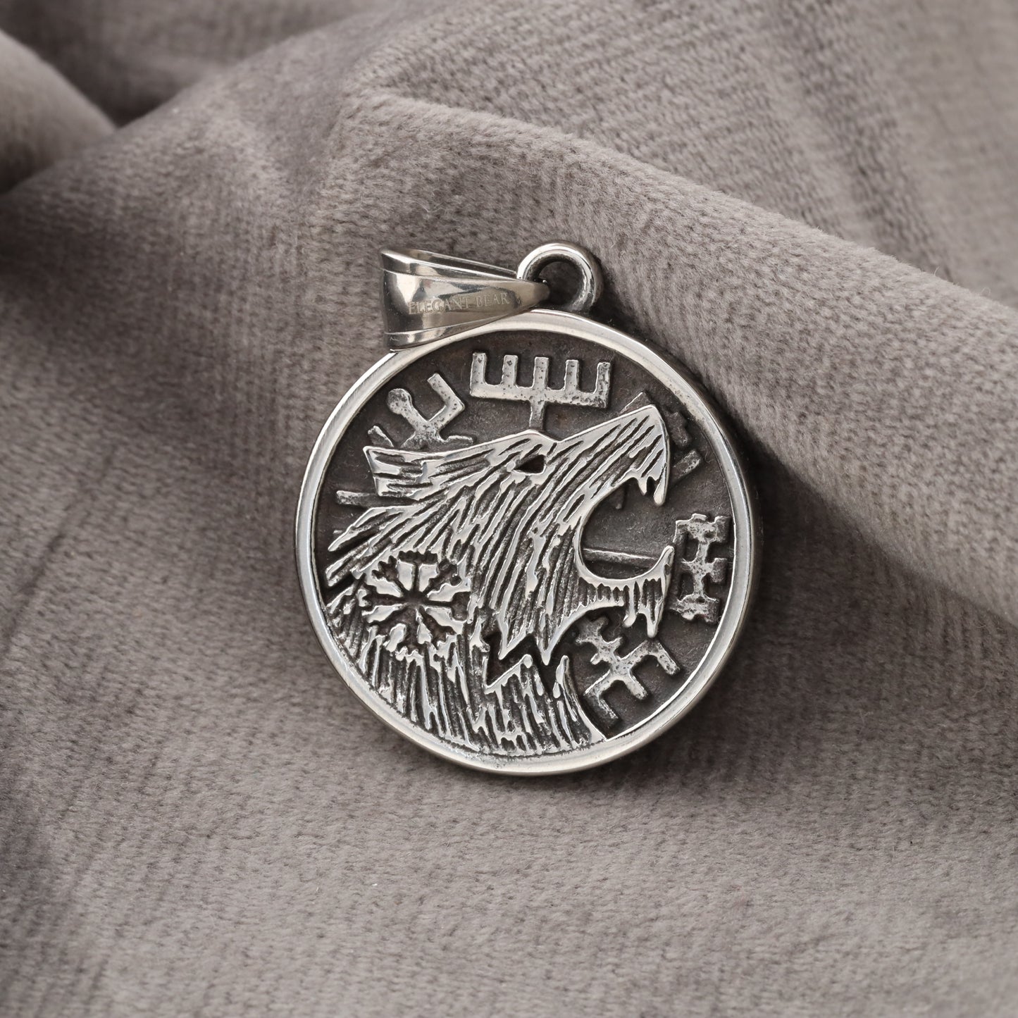 Wolf Pendant The Witcher - Silver Stainless Steel - Gaming Jewelry - S227