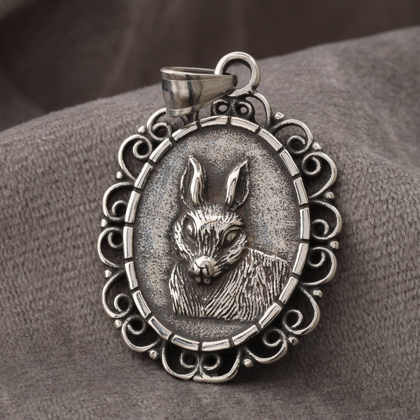 Rabbit Pendant S23