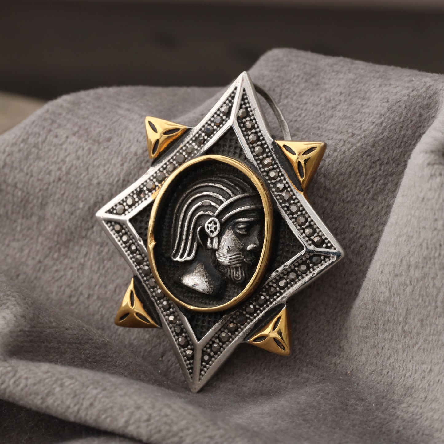 Aztec Star Pendant N2078