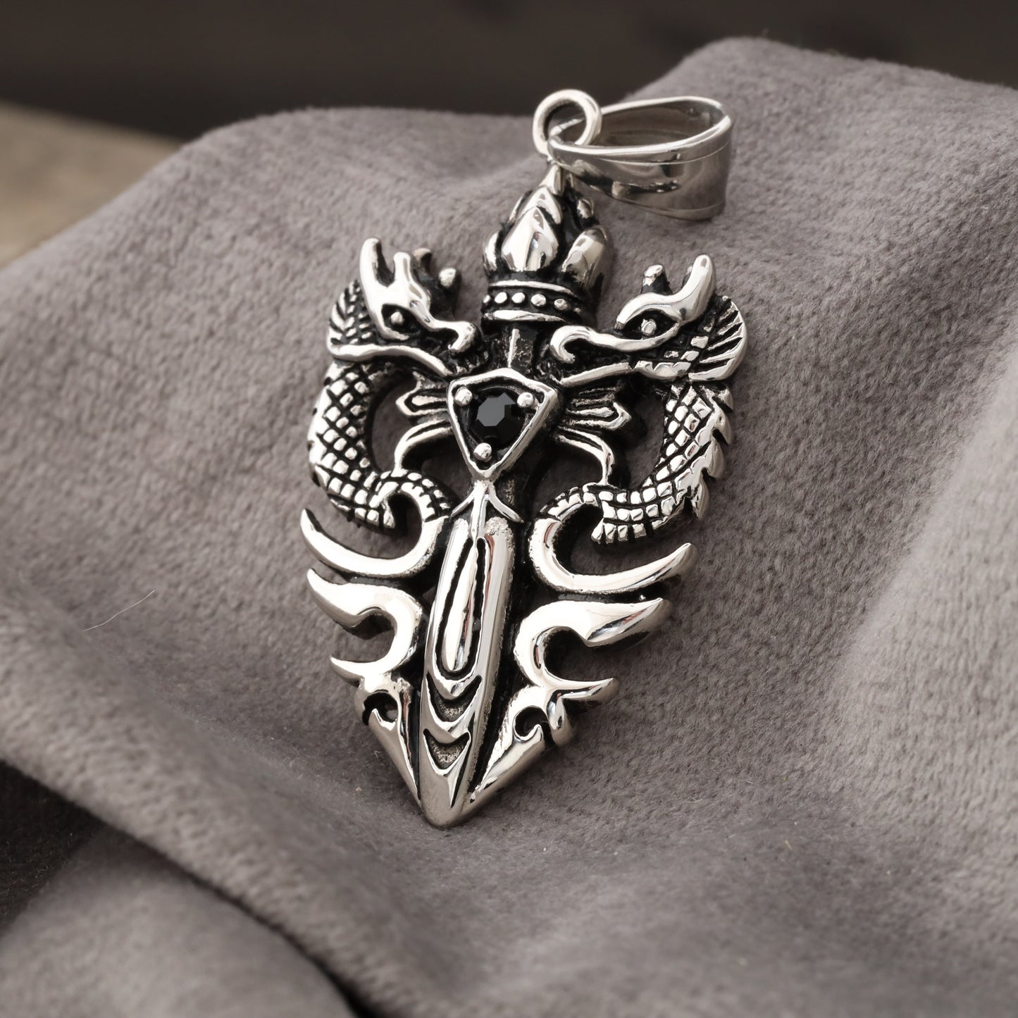 Dragon Pendant S241
