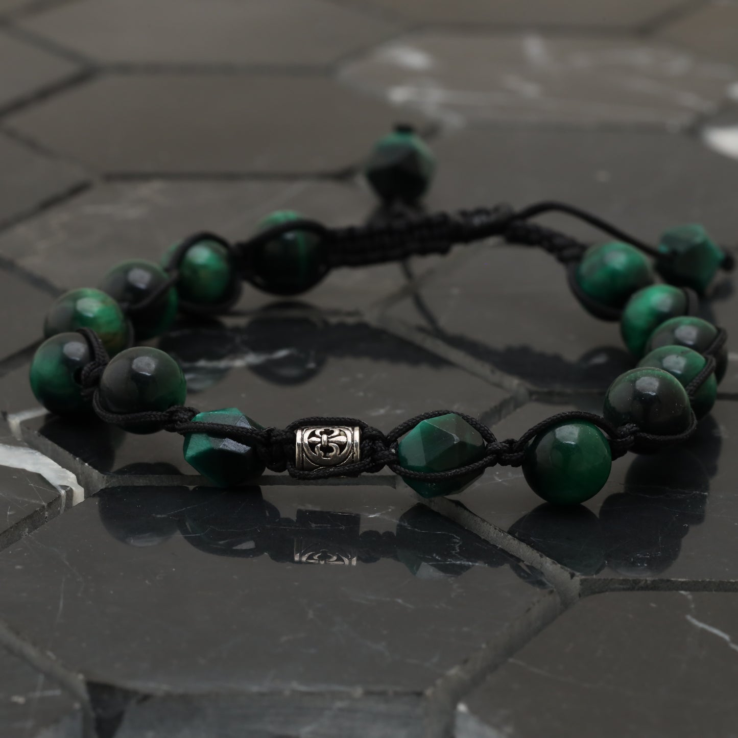 Royalty Symbol Bracelet - 925 Sterling Silver - Green Tiger Eye Cubic And Spherical Bracelet LU211