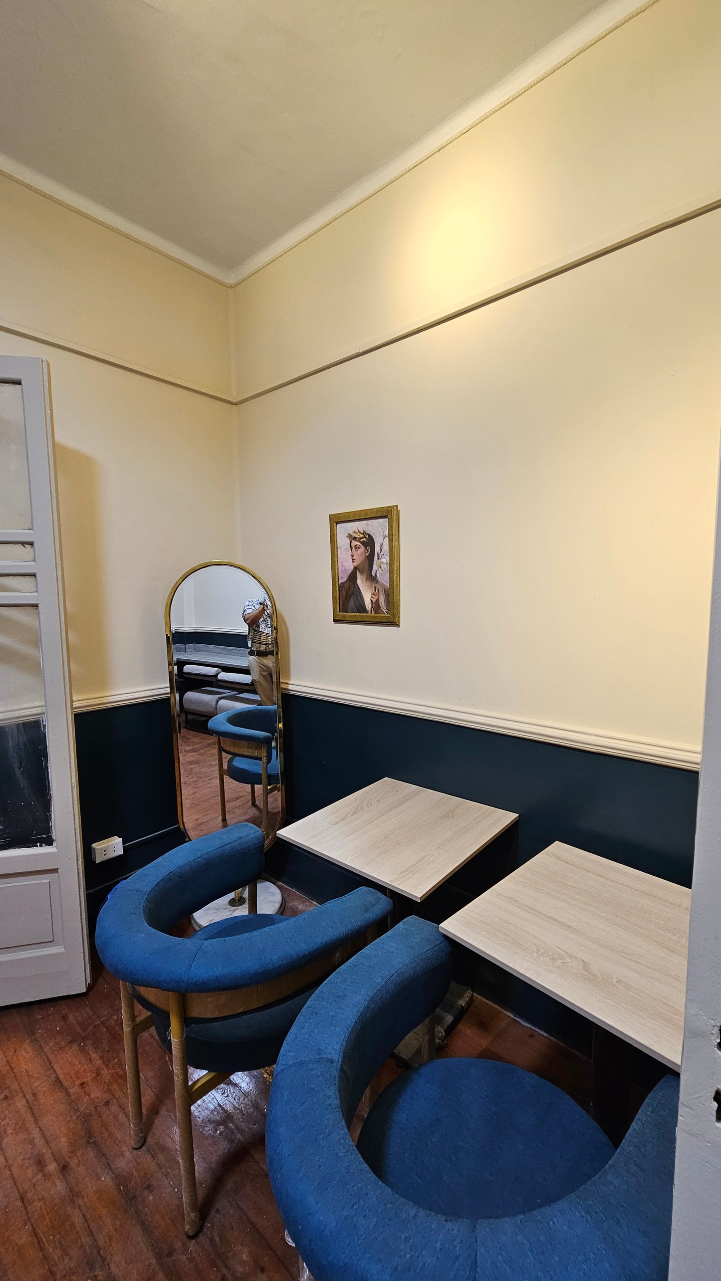 Single Chair (Ladies Only Room) - 24 Hours Pass - Free Wifi Access