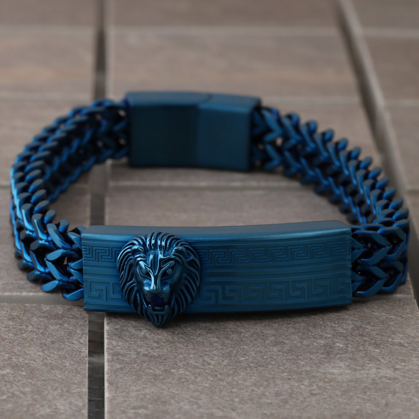 Greek Pattern Lion Head Stainless Steel Chain Bracelet - Premium - L1007