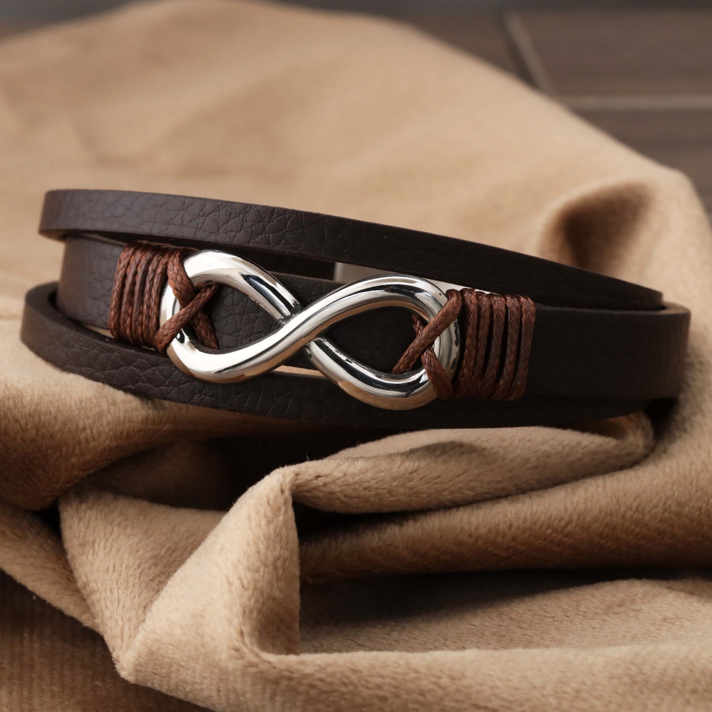Elegant Bear - Men's multi-layered leather bracelet with metal infinity logo