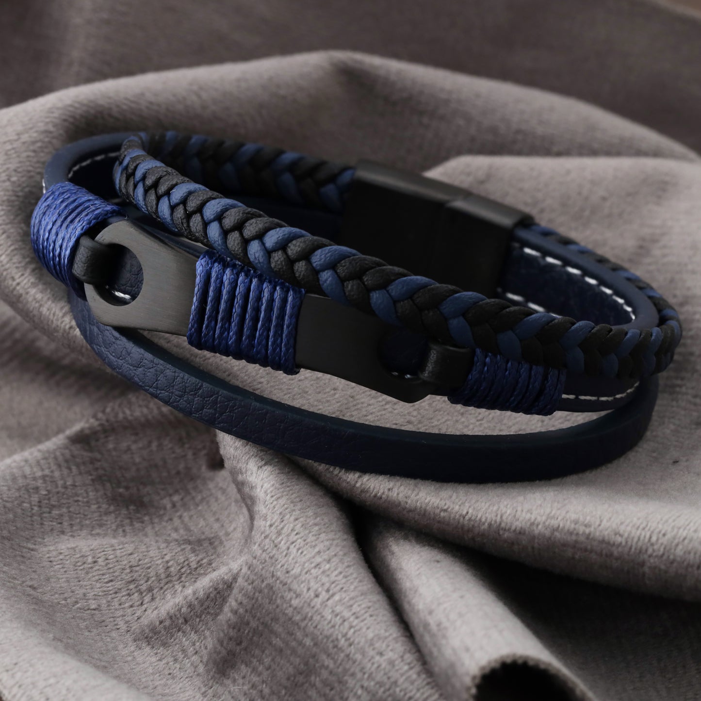 Elegant Bear - Premium Leather Bracelet with Magnetic Clasp - L1216