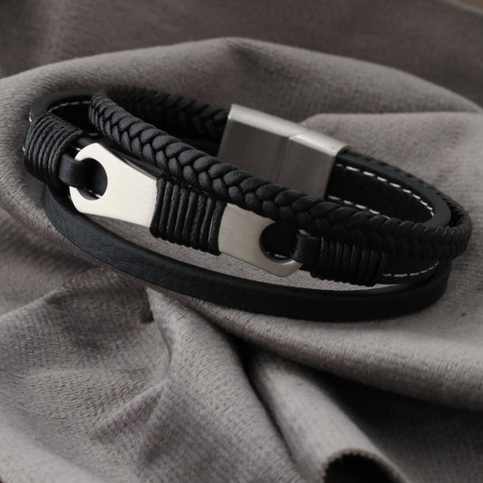 Black Leather Bracelet L1215