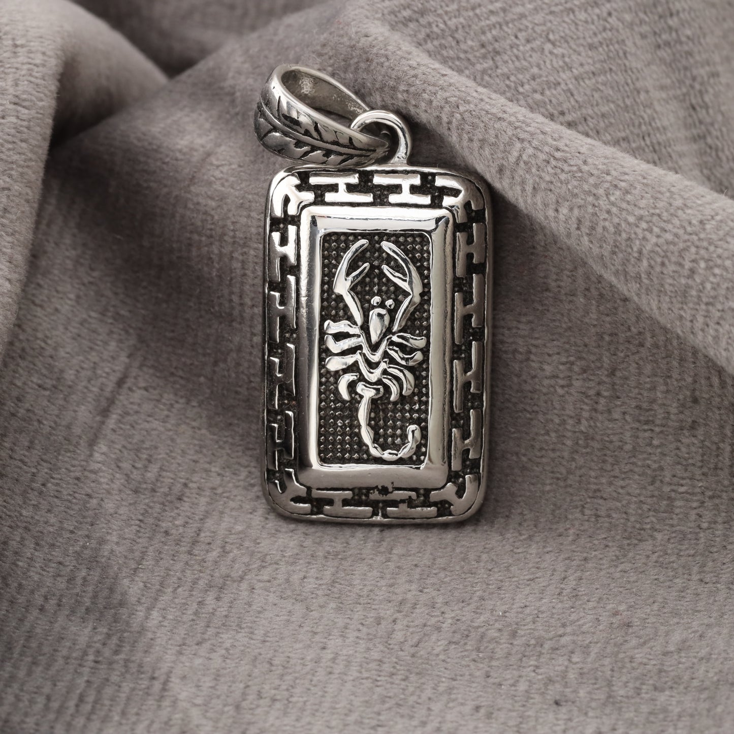 Silver Scorpion Pendant S196