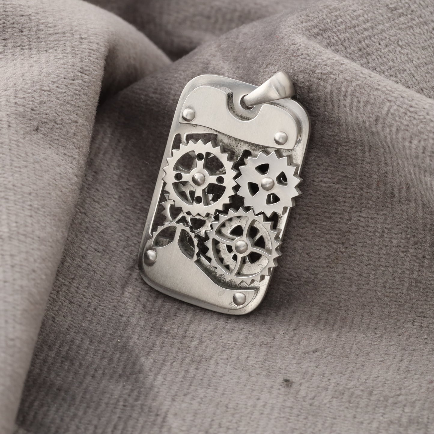 Silver Gear Pendant S306