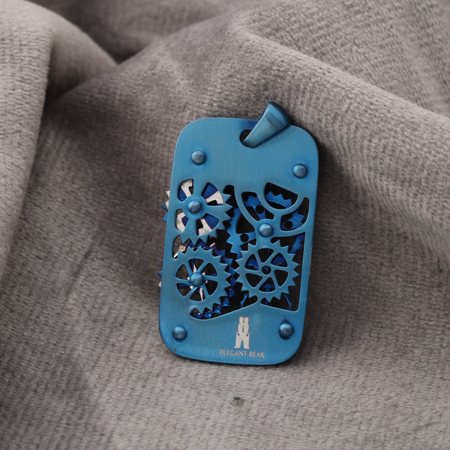 Blue Gear Pendant S308