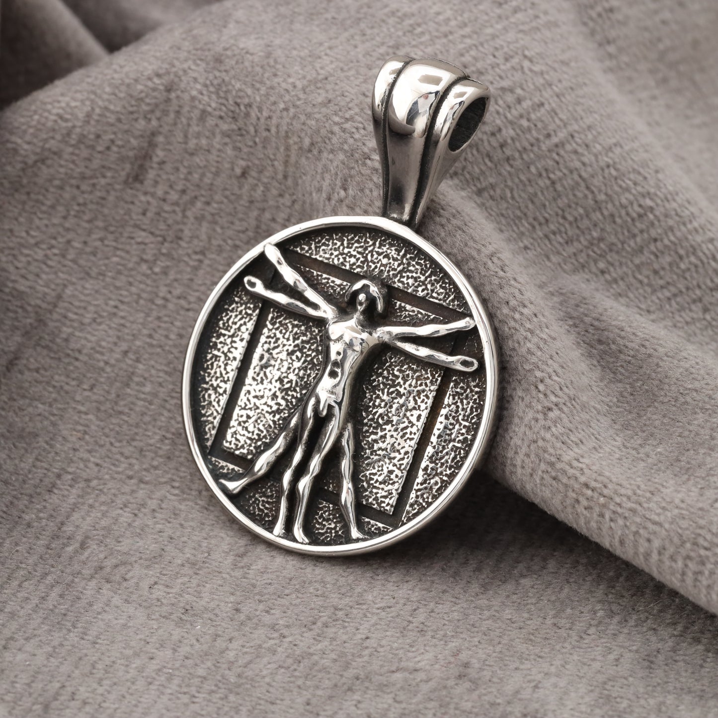 Vitruvian Man Pendant - Stainless Steel - Leonardo da Vinci Design - S268