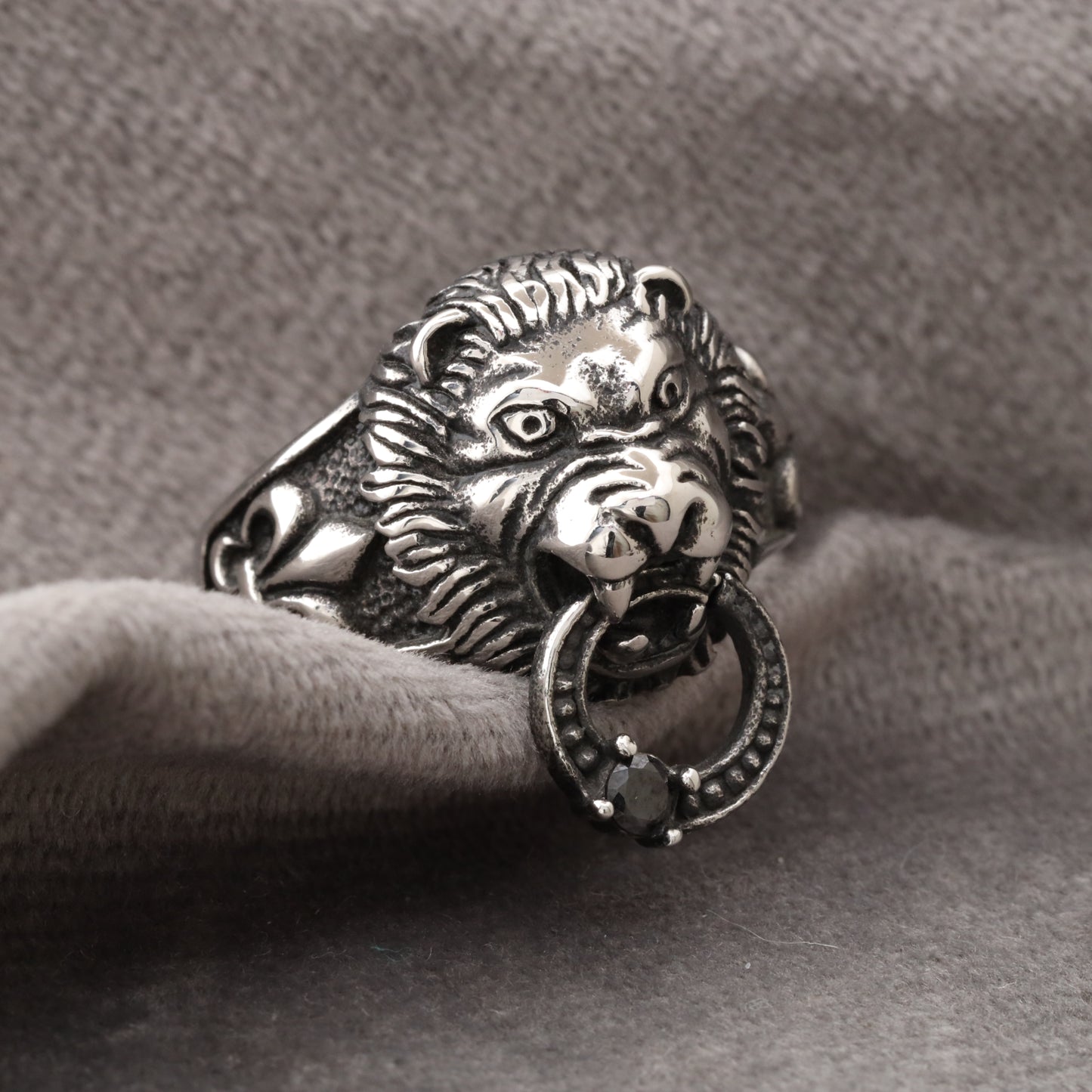 Lion Ring A61