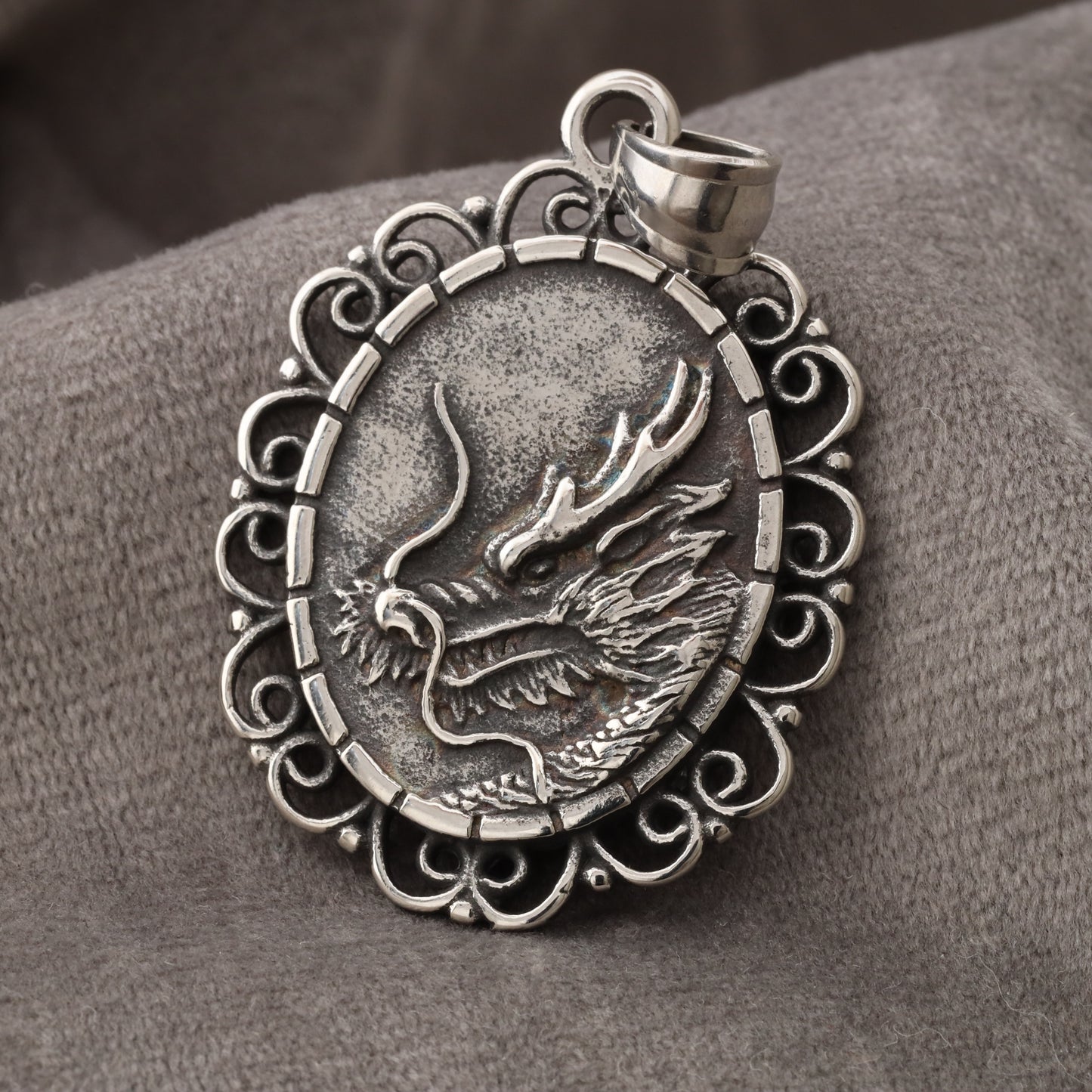 Dragon Pendant S17