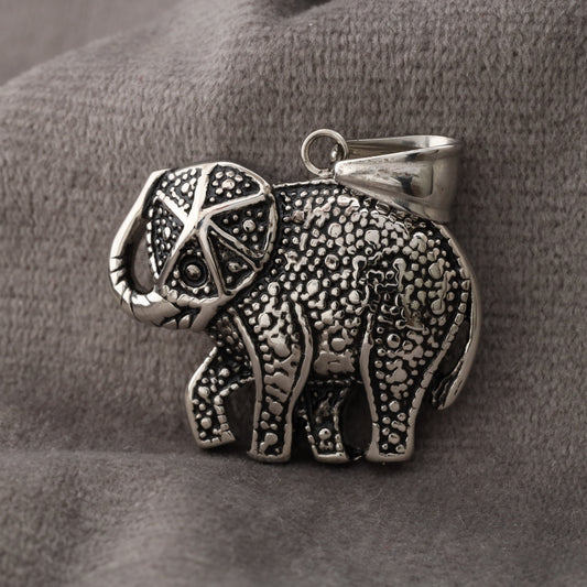 Elephant Pendant N2002