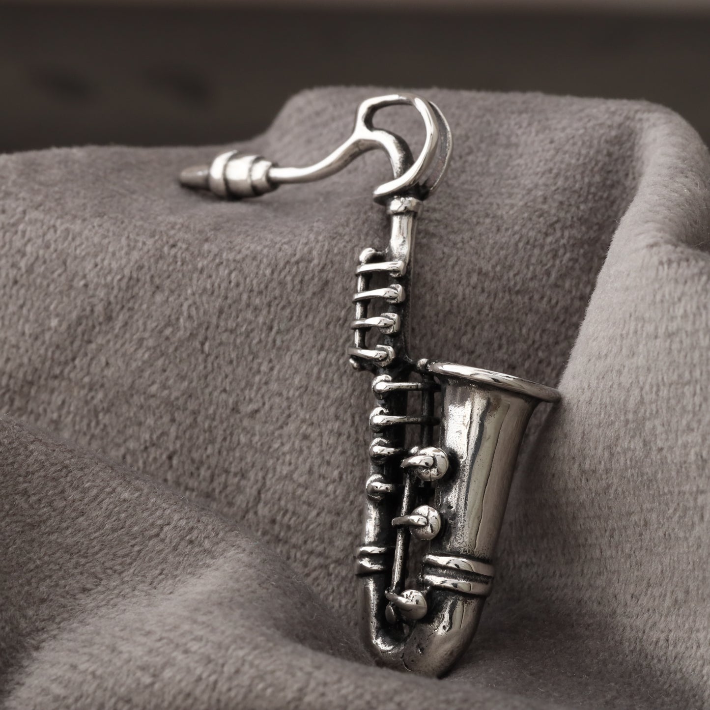 Saxophone Pendant S41