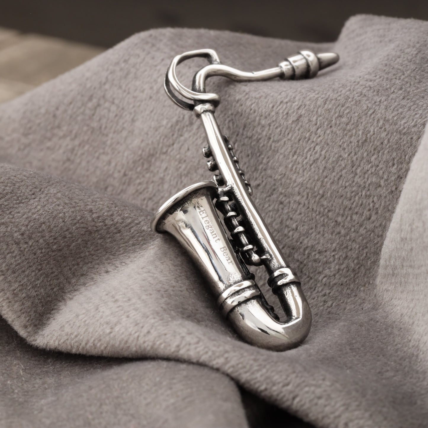 Saxophone Pendant S41