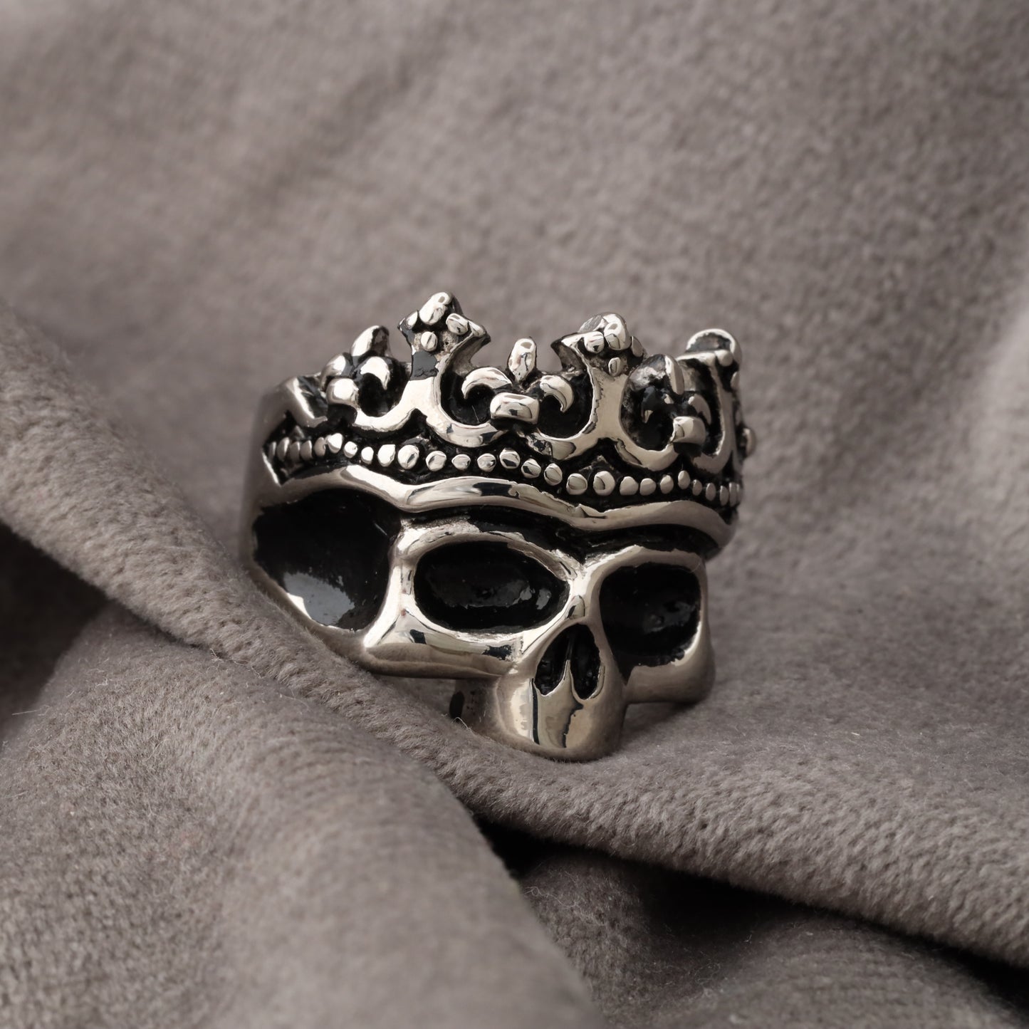 Silver Skull Crown Ring A67