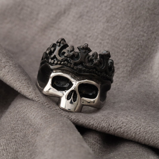 Skull Crown Ring A69