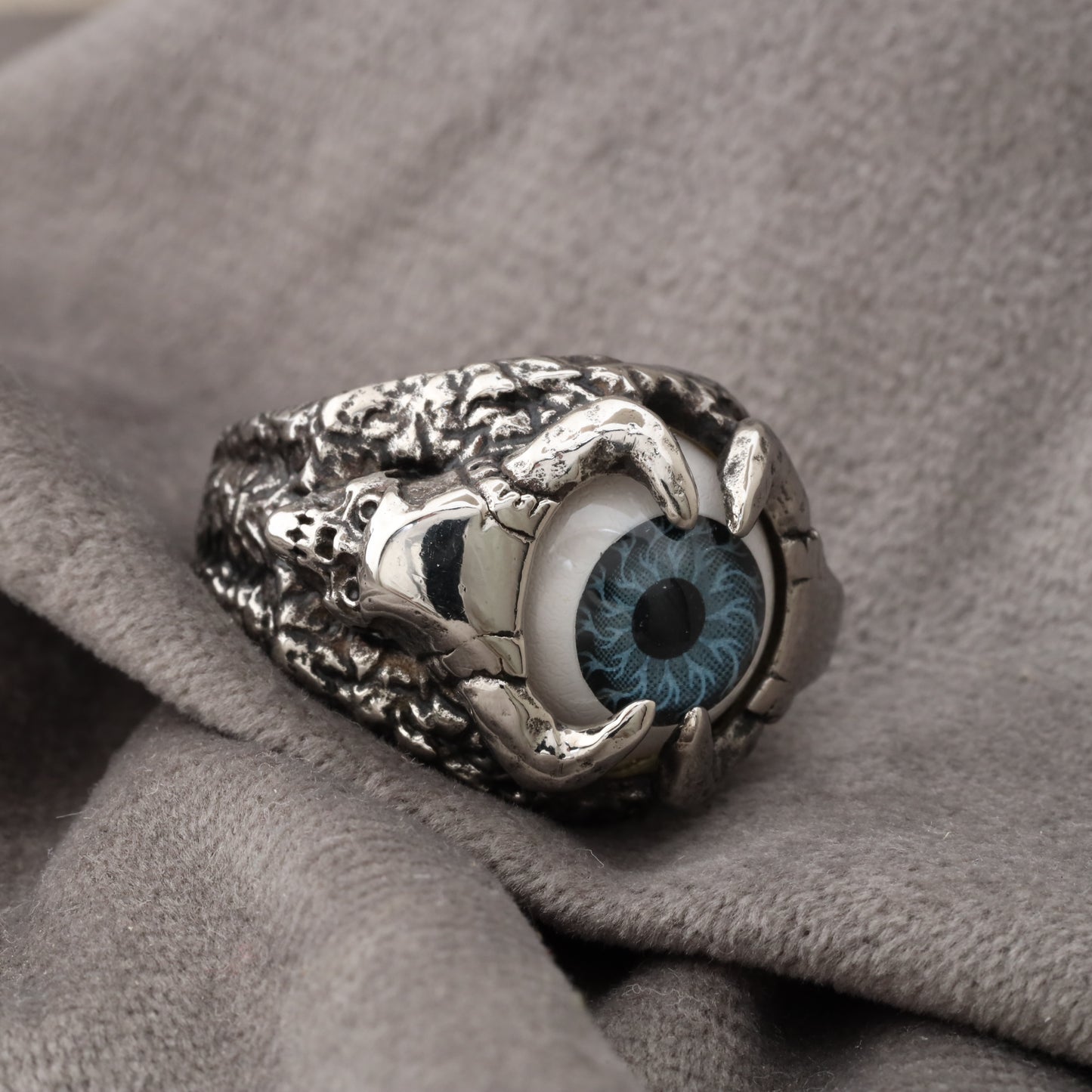 Blue Eye Stainless Steel Ring R1222