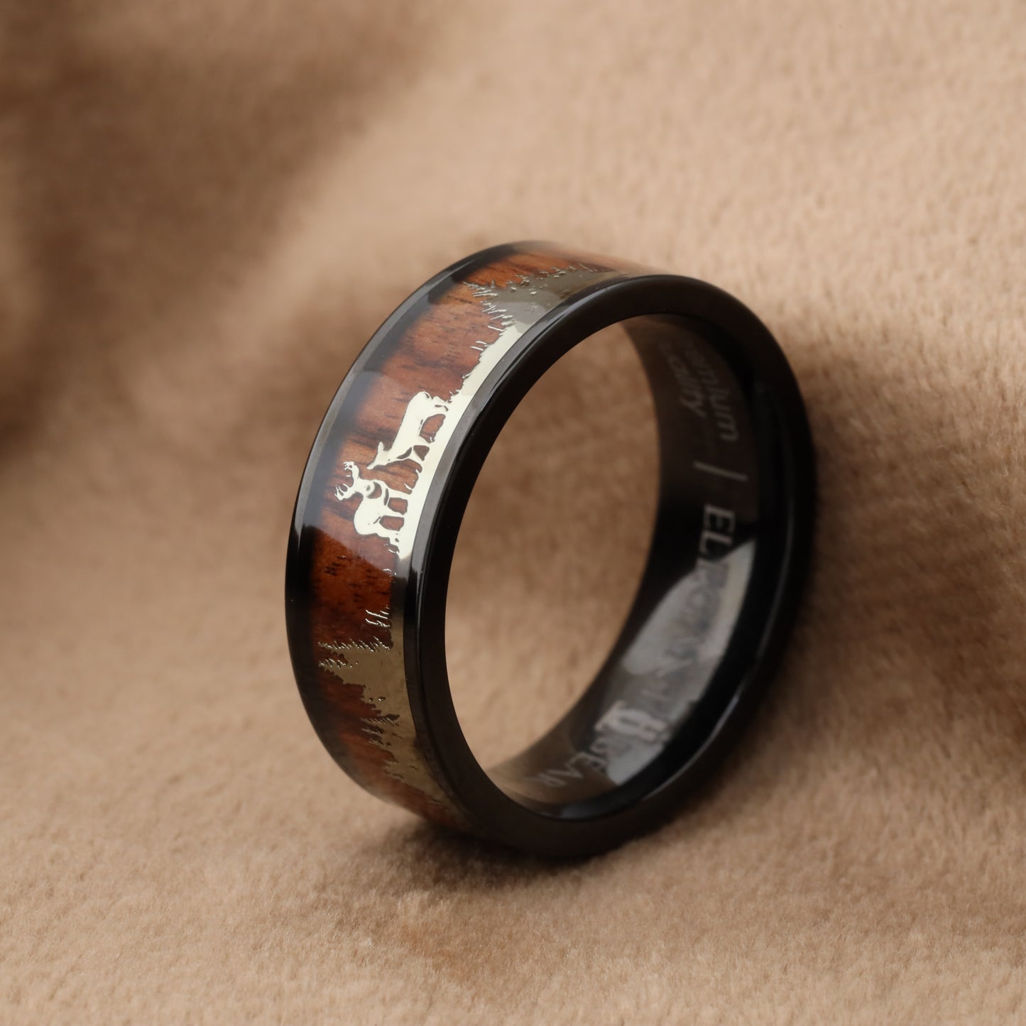 Titanium Ring with Koa Wood & Forest Deer Engraving - Nature Design - 8mm - A209