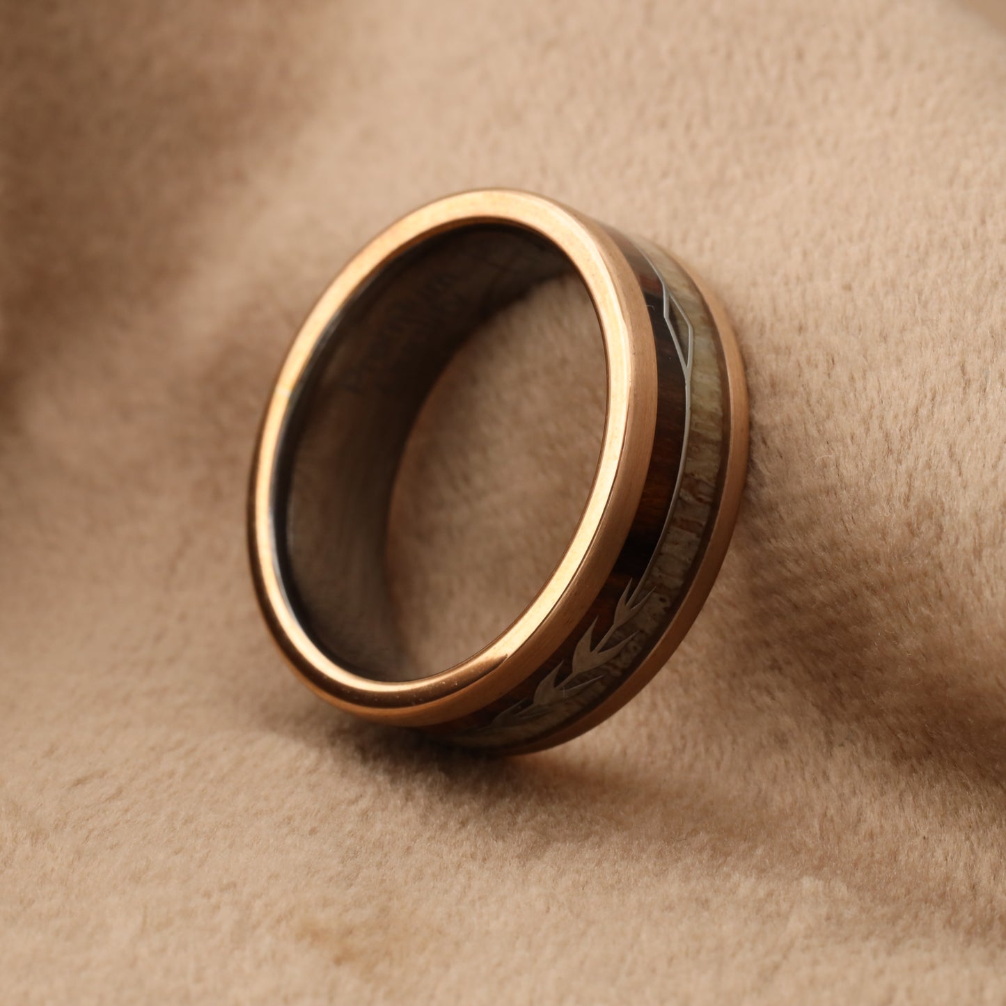 A160 Rose Gold Tungsten Ring with Dark Koa Wood & Natural Antler - Arrow Design