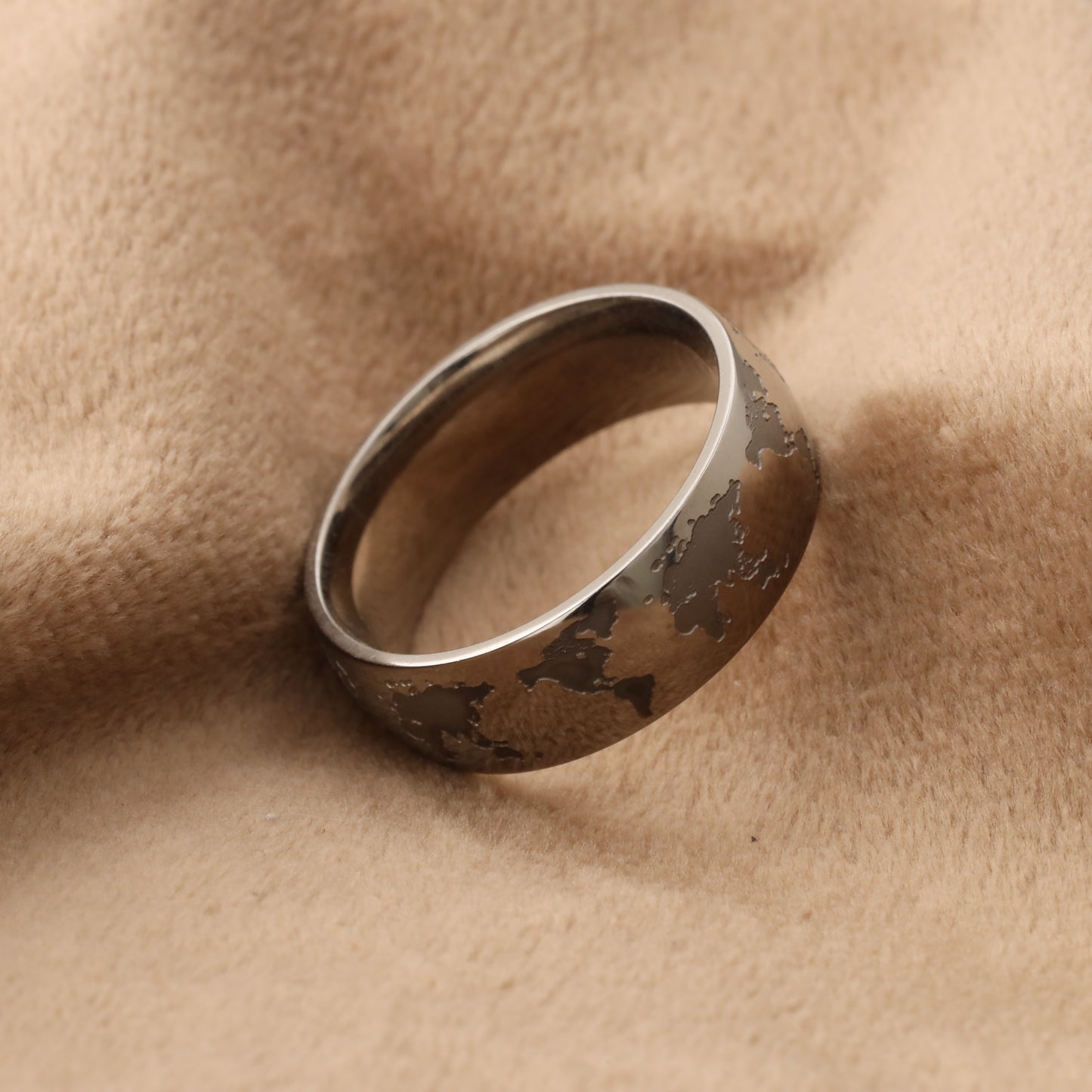 A208 Silver Titanium Ring with Engraved World Map