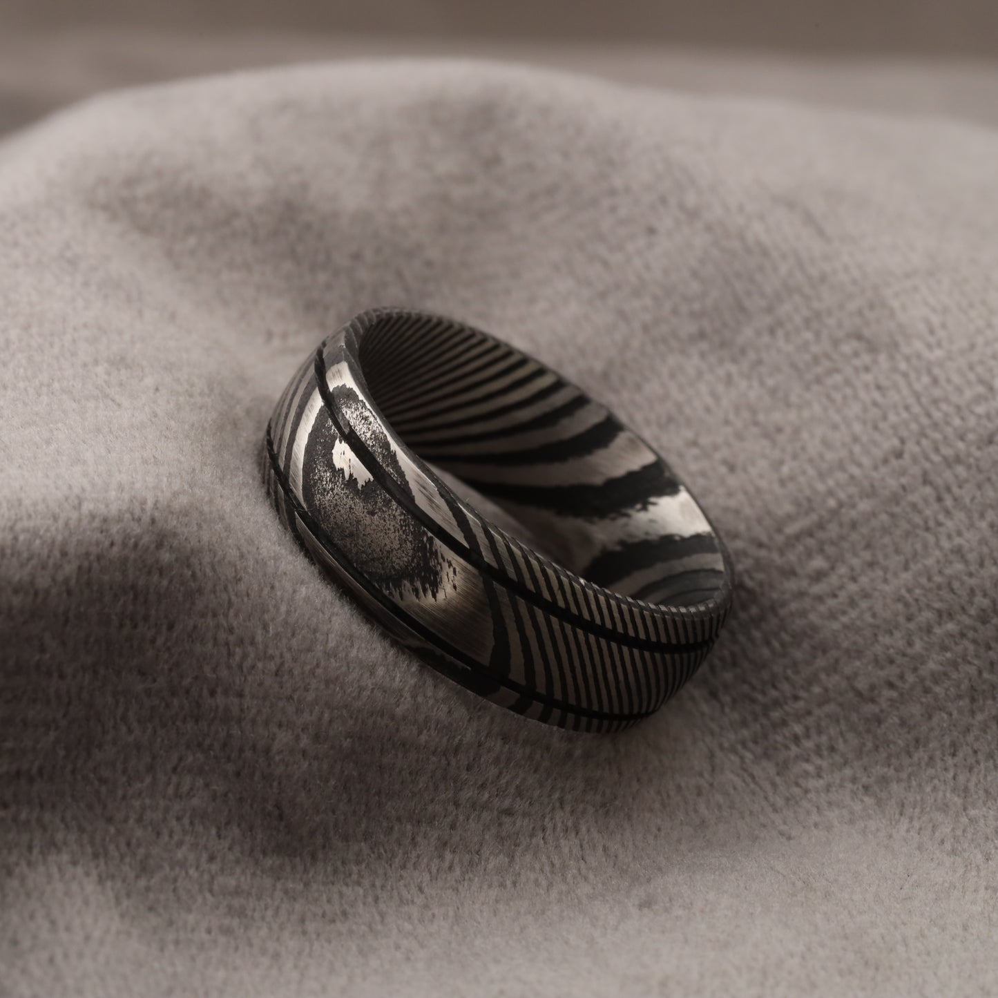 A322 Damascus Steel Ring Silver - Ultra Durable