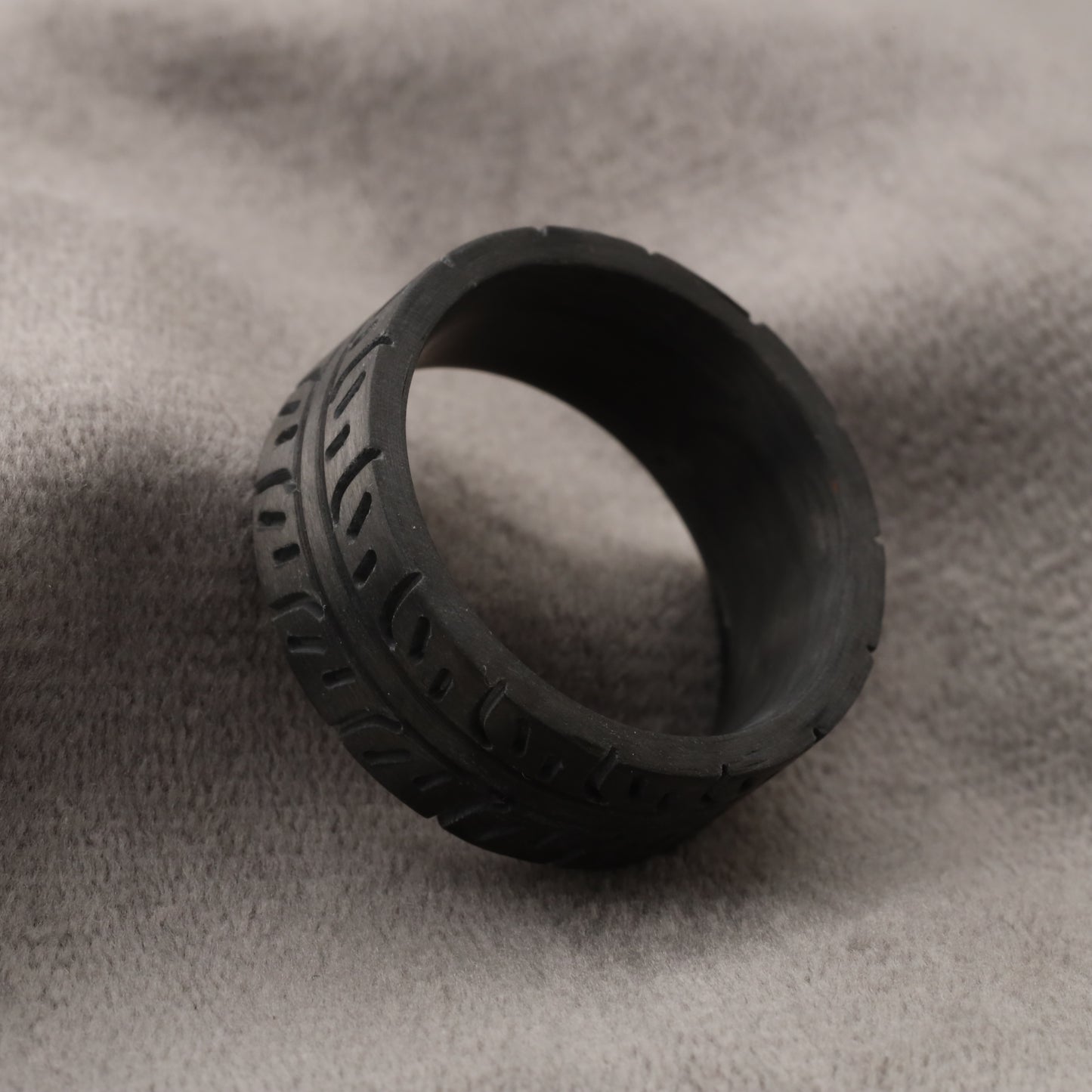 Carbon Fiber Ring with Tire Tread Pattern - 10mm Wide - A198