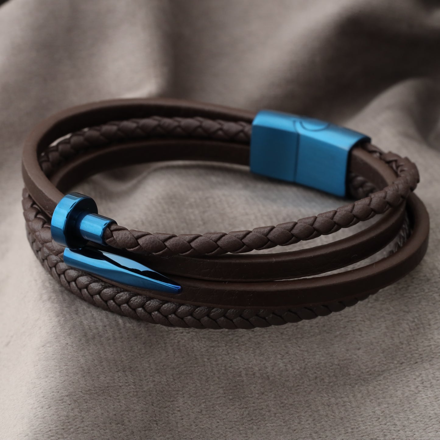Men's brown leather bracelet with shiny blue metal buckle and magnetic lock(1103)