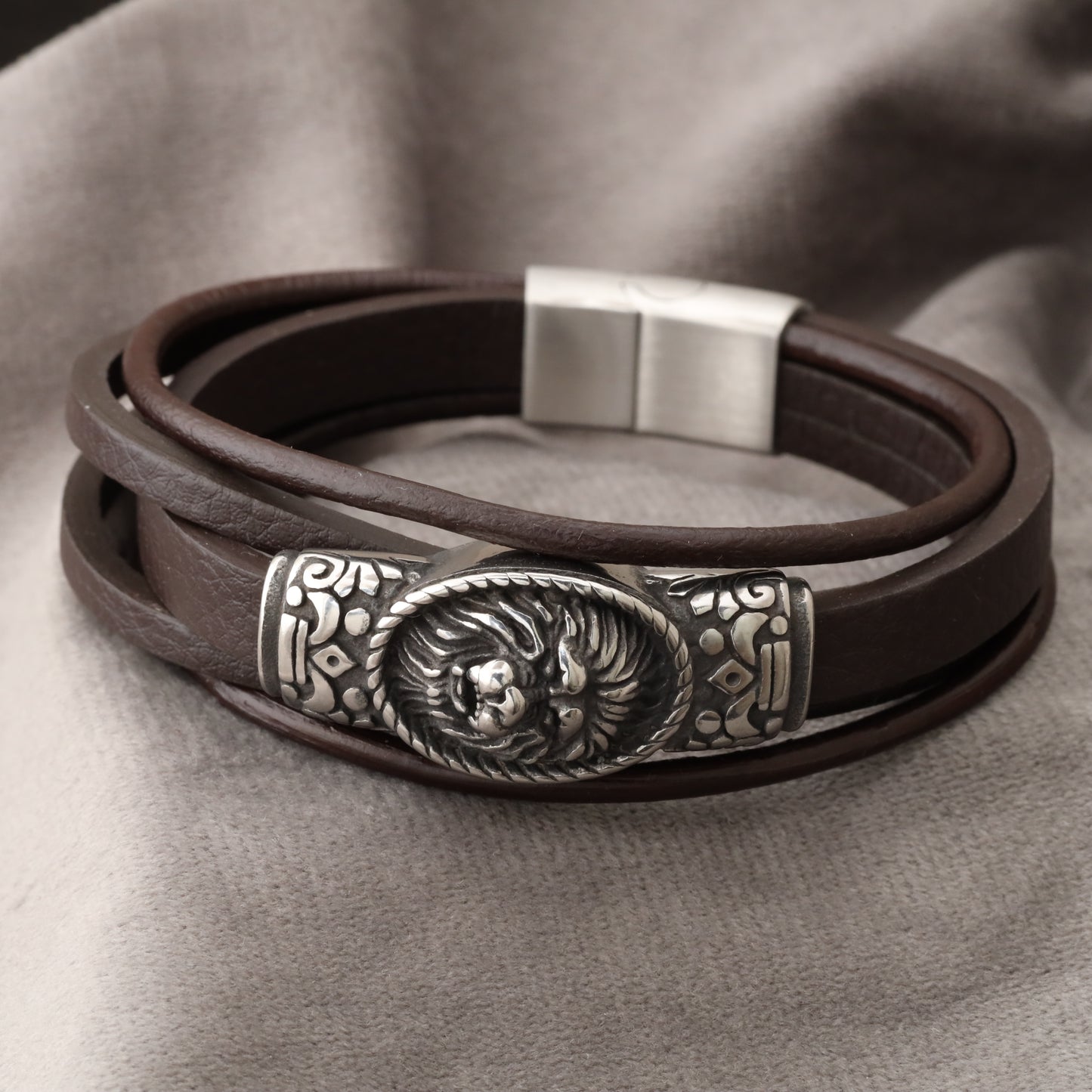 Lion Sealing Brown Genuine Leather Silver Stainless Steel Bracelet   L1195