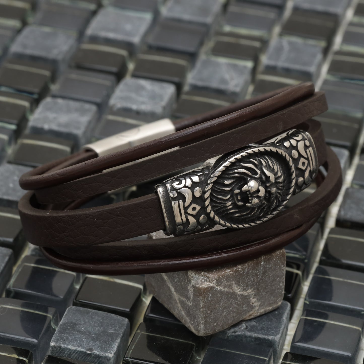Lion Sealing Brown Genuine Leather Silver Stainless Steel Bracelet   L1195