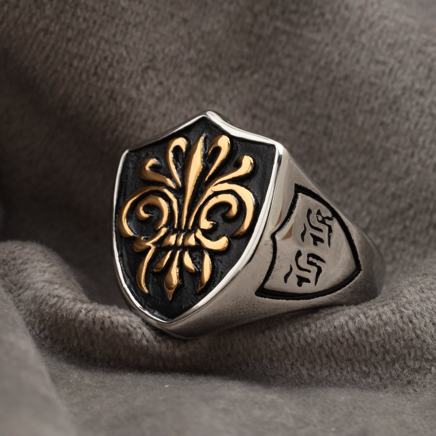 Golden Fleur de Lis Shield Silver Stainless Steel Ring R25