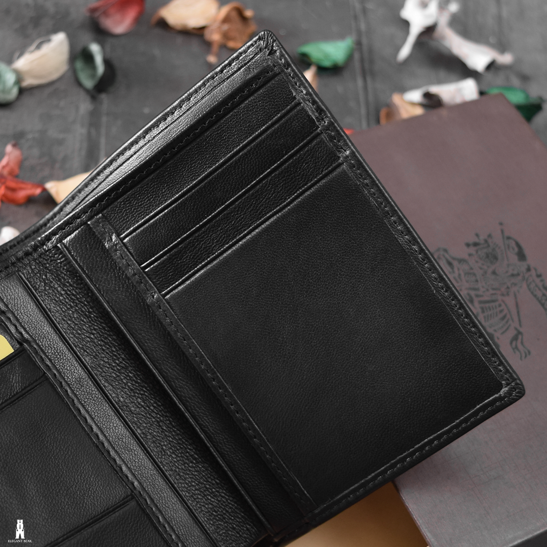 BURBERRY Natural Leather Wallet W5