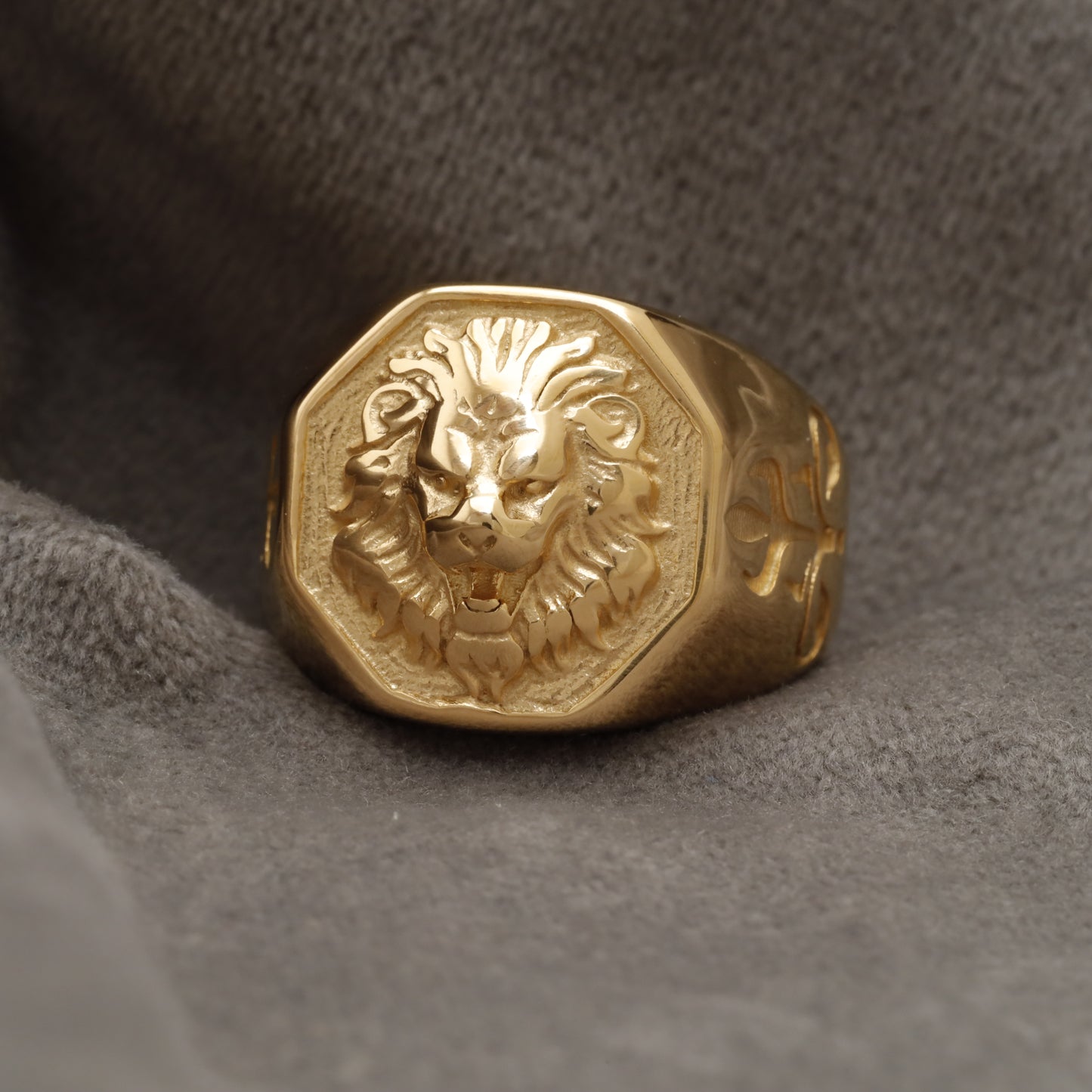 Lion Head Golden Stainless Steel Ring R3