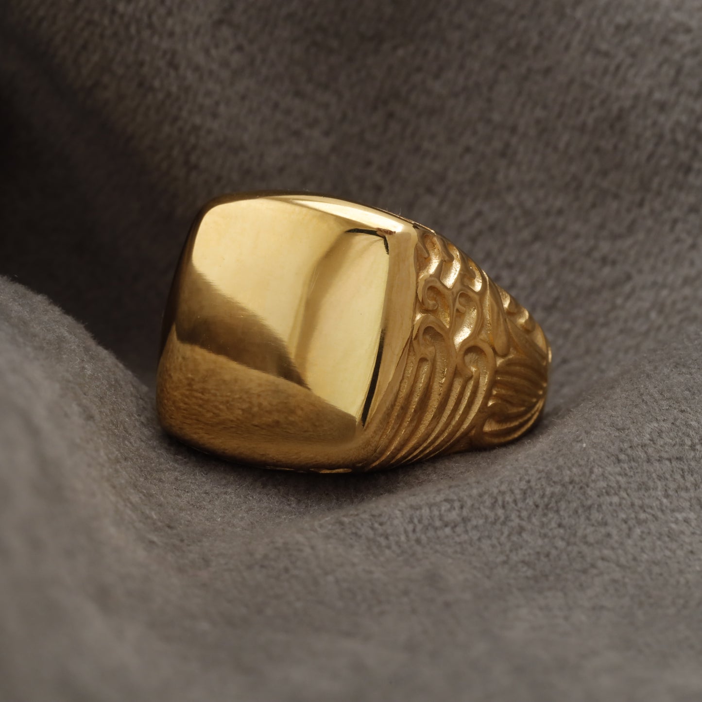 Plain Oval Signet Ring Gold Stainless Steel Ring R42