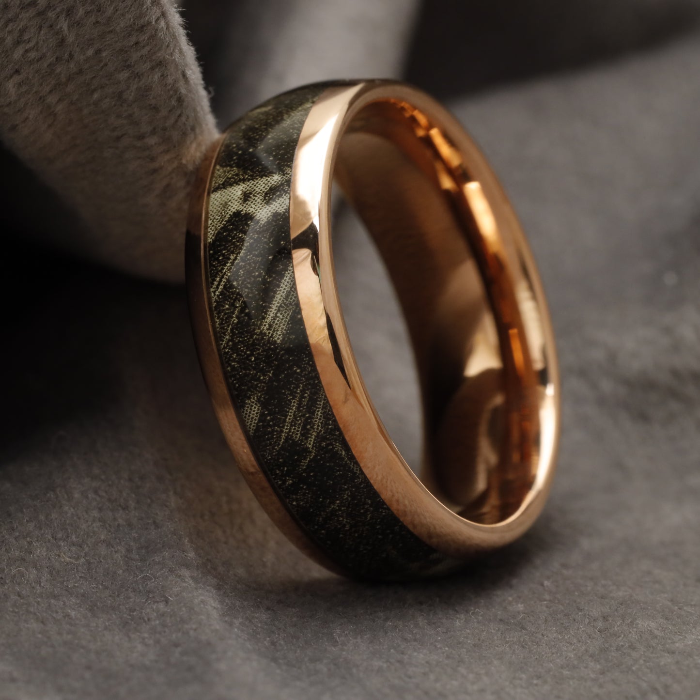 Rose Gold Tungsten Ring with Black Hammered Texture Inlay U16
