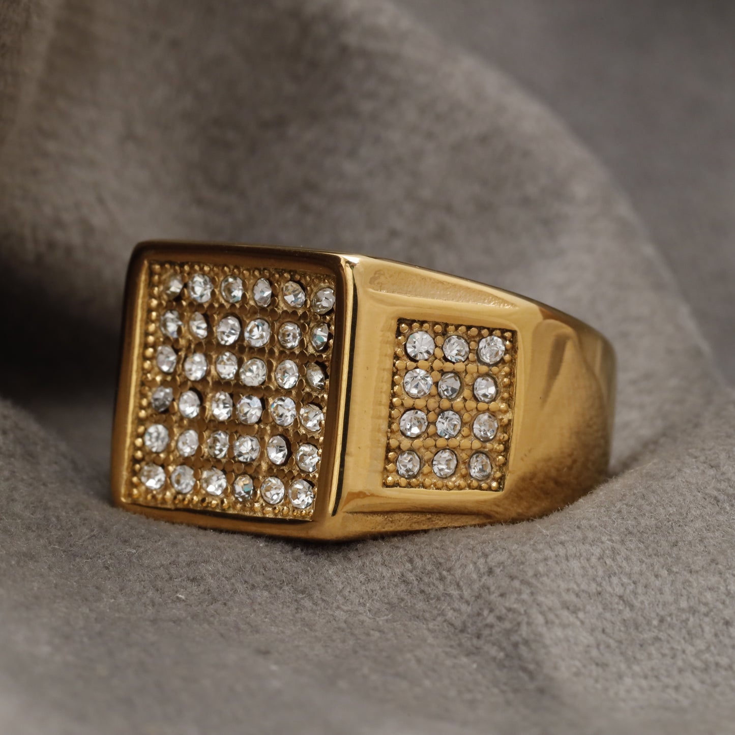 Gold Square Crystal Ring R45