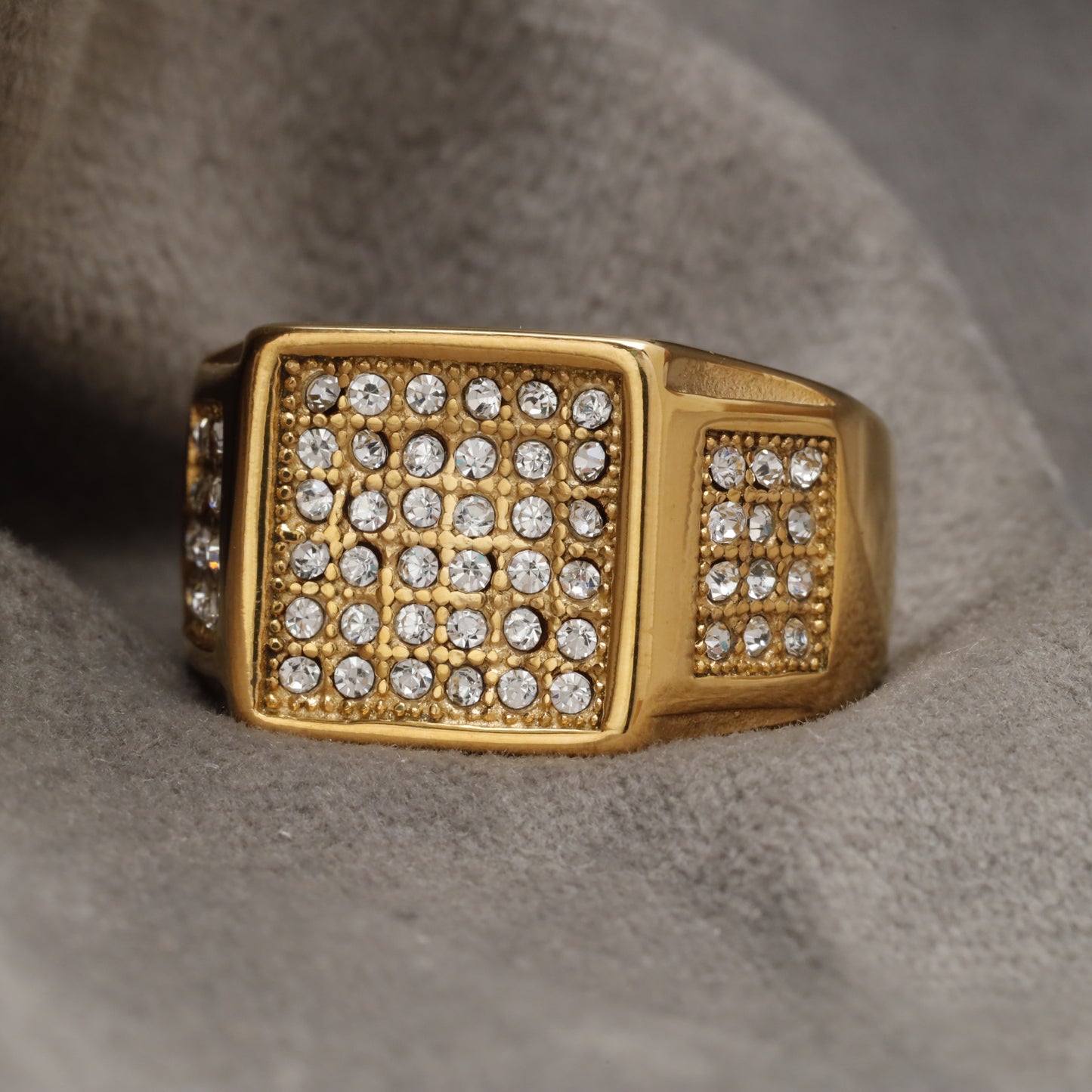 Gold Square Crystal Ring R45