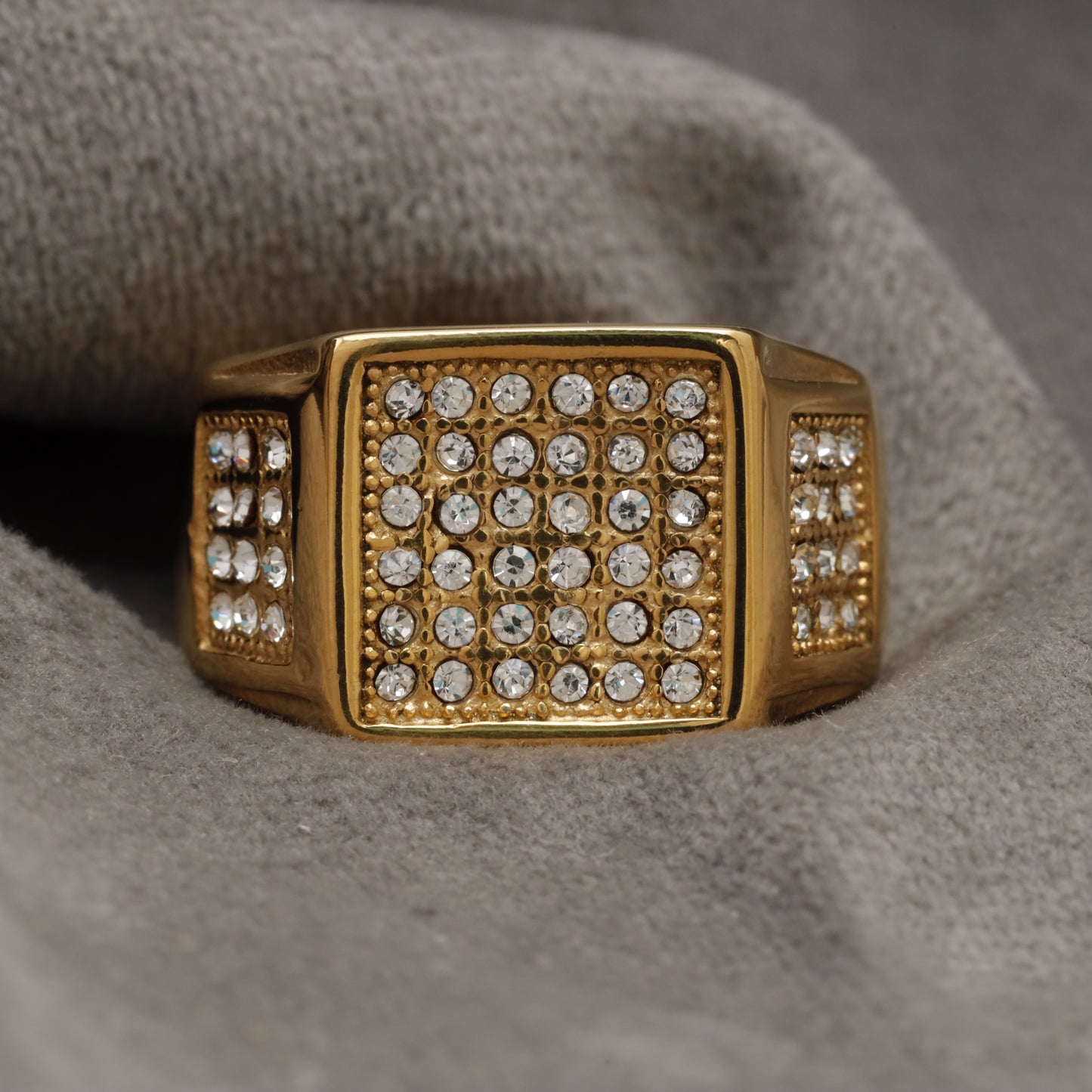 Gold Square Crystal Ring R45