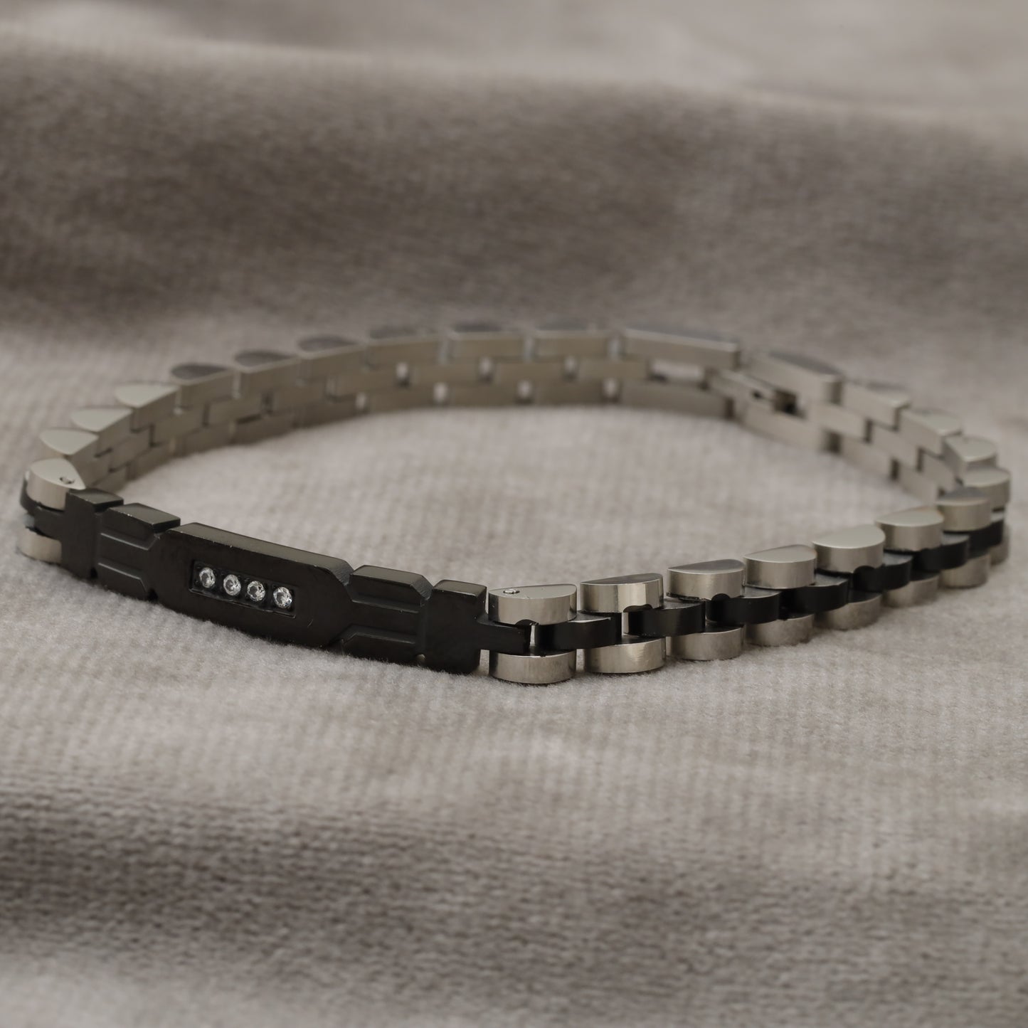 Silver & Black Stainless Steel Bracelet B1
