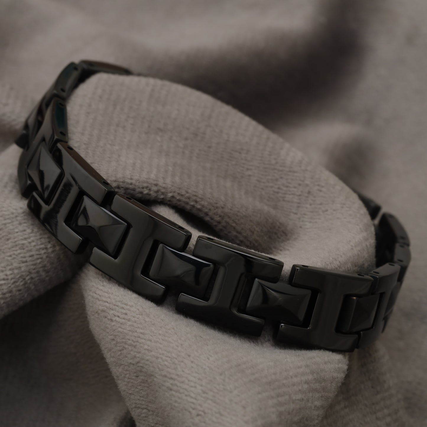 Black Steel Link Bracelet KAR99 back view