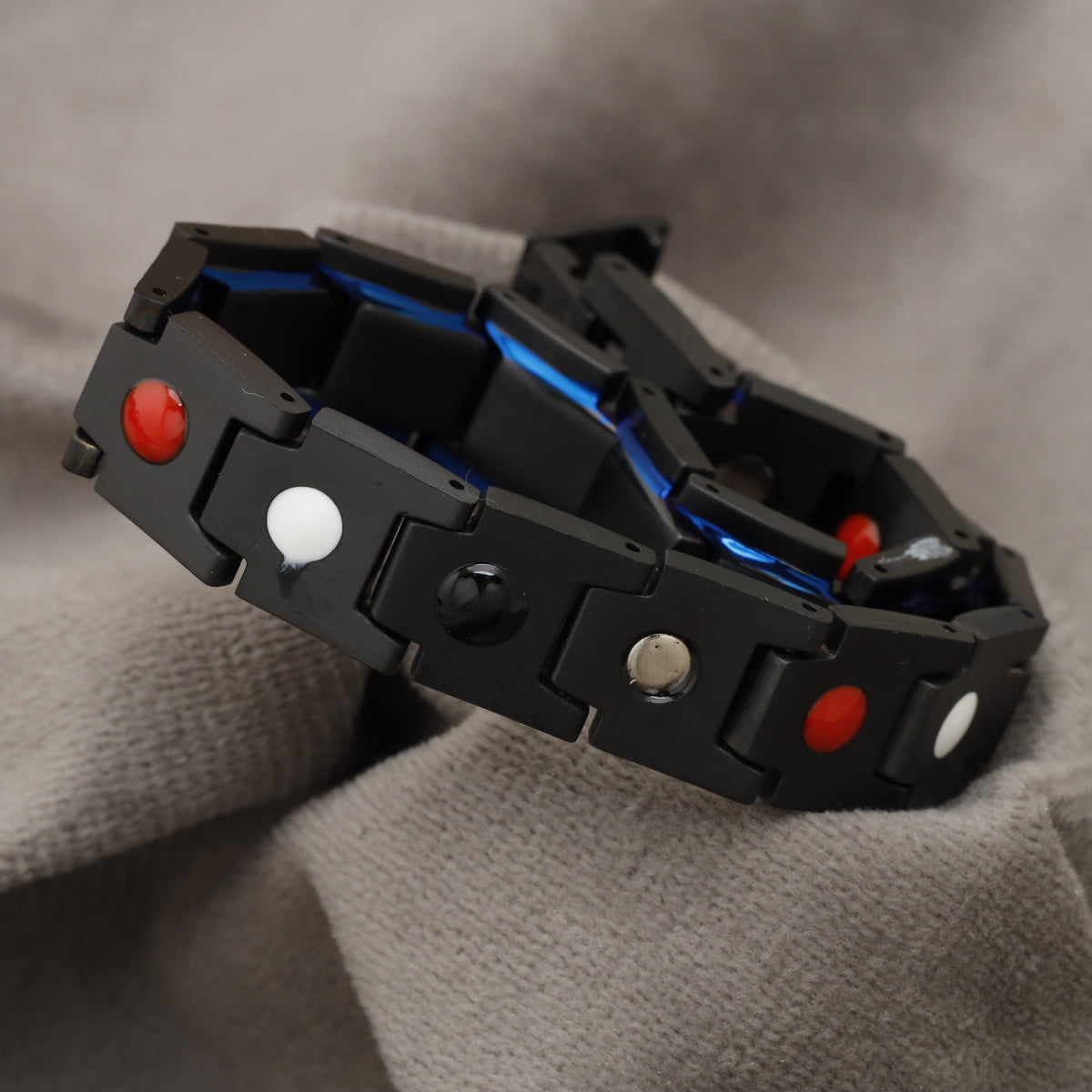 Black and Blue Magnetic Steel Bracelet B101 magnetic elements