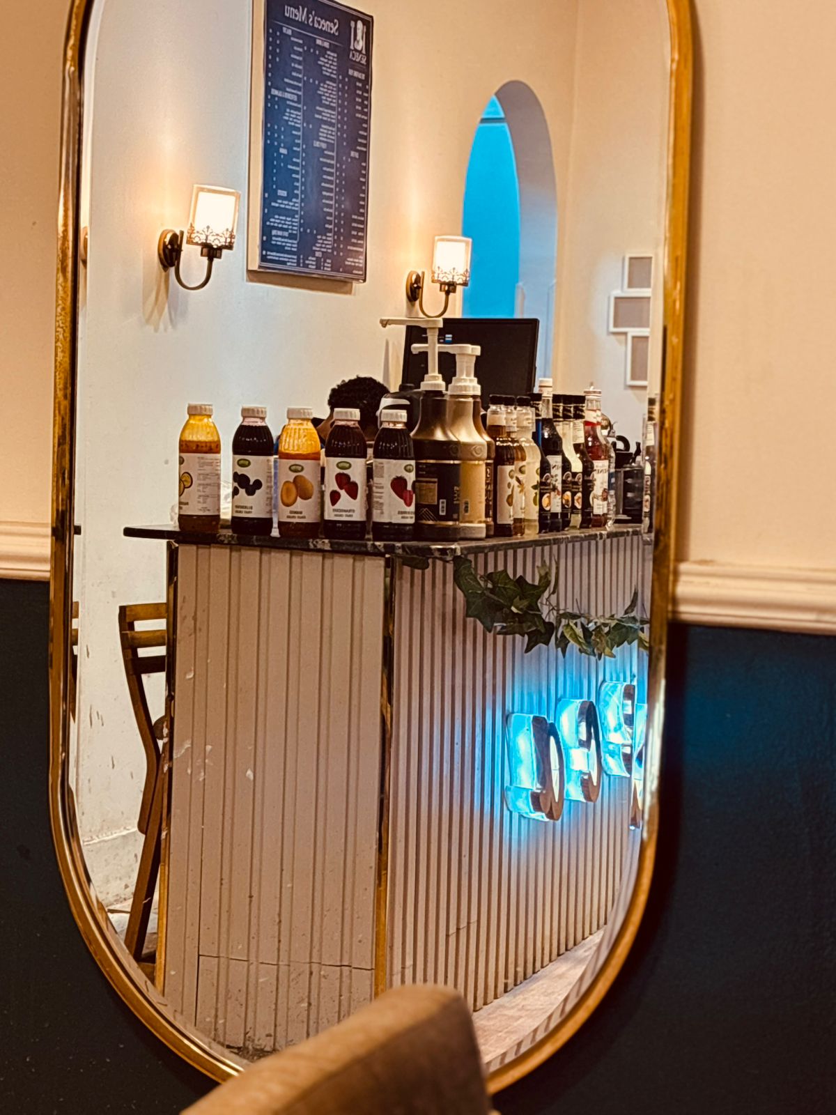 Shared Table 2 Person (Indoor) - 12 Hours Pass - Free Wifi Access