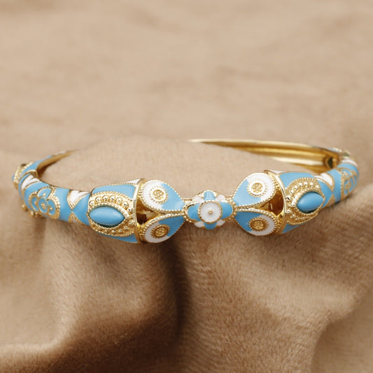 Gold Blue Enamel Floral Bangle Bracelet KAR45 – إسوارة بانجل مينا أزرق